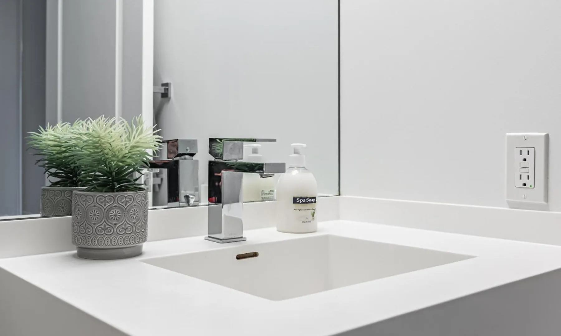 Jarvis Studio Apartment Toronto 0*,